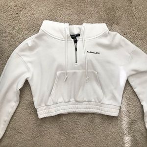 Alphalete Capital Crop Hoodie